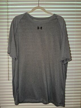 Under Armour Gray Short-Sleeve Performance Tee